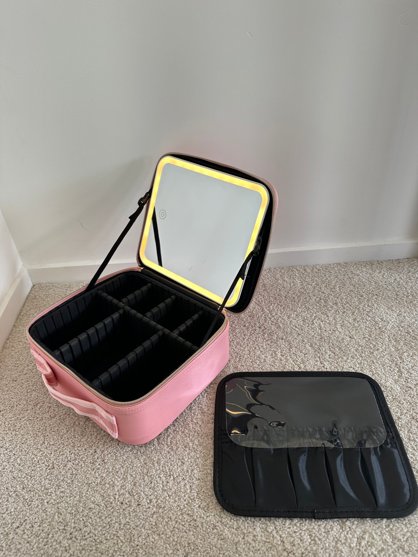 LED Mirror Make-up Bag